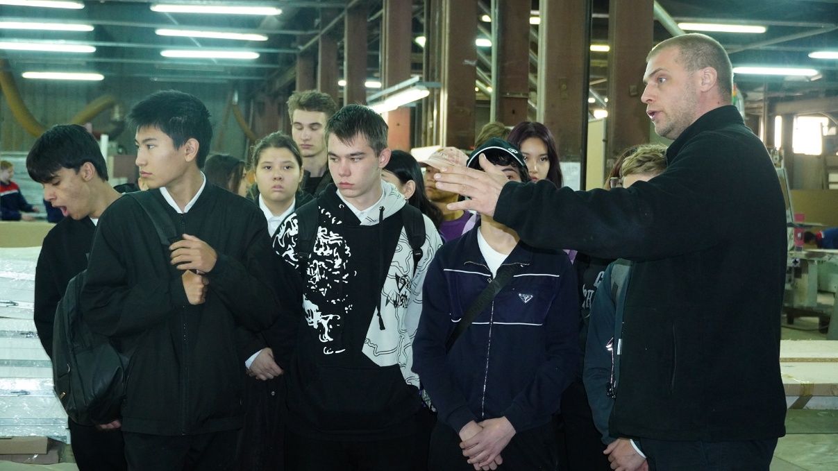 «Мамандық әлемі» шеберлік сабағы еңбек құндылығын дәріптеді